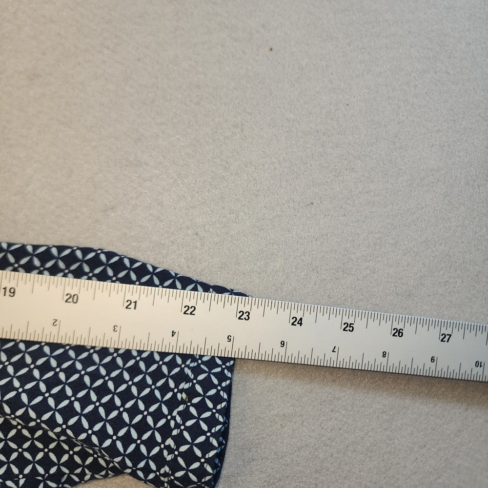 Yessica C&A Navy Geometric Print Roll Tab Sleeve Viscose Blouse Top Womens 38/40 - Picture 16 of 16
